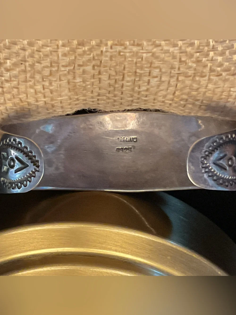 Vintage Navajo sterling 925 cuff bracelet featuring a central turquoise stone